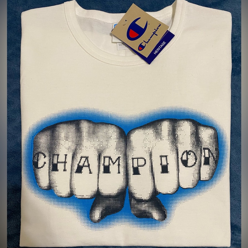 Men’s champion t shirt